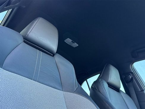 Used 2020 Toyota Corolla XSE image 19