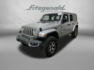 Used 2018 Jeep Wrangler Unlimited Sahara video 2