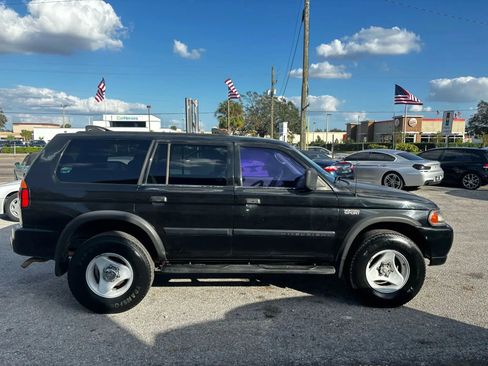 Used 2000 Mitsubishi Montero Sport LS image 16