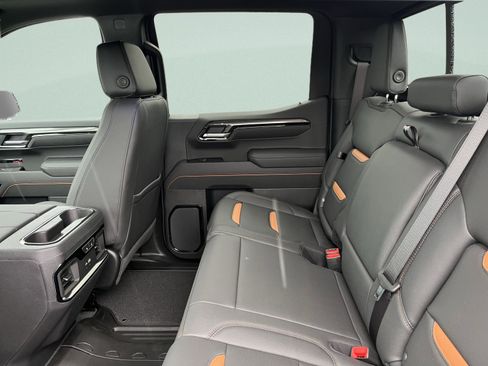 New 2026 GMC Sierra 1500 AT4 w/ AT4 Premium Package AWD/4WD image 14