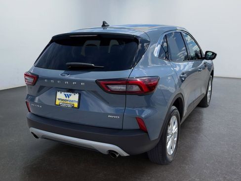 Used 2024 Ford Escape Active AWD/4WD image 5