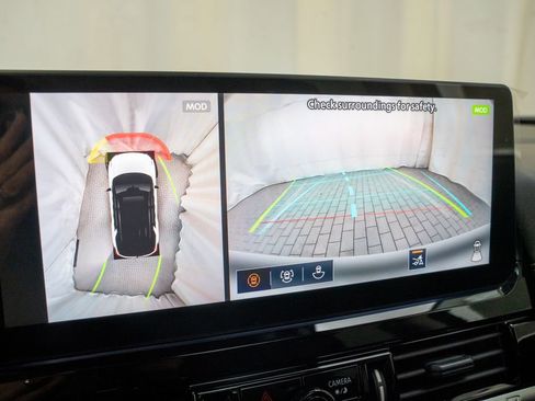 New 2026 Nissan Pathfinder Platinum w/ Cargo Package image 18