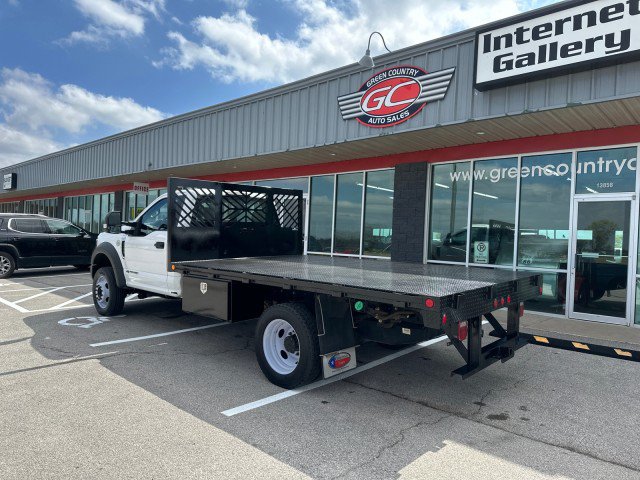 Used 2019 Ford F550 4x4 Regular Cab Super Duty image 4