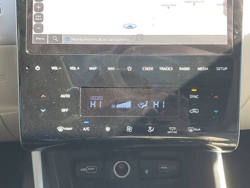 Used 2023 Hyundai Tucson Limited image 33