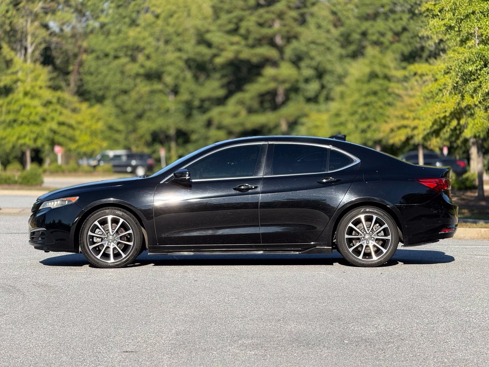 Used 2015 Acura TLX w/ Advance Package AWD/4WD image 9