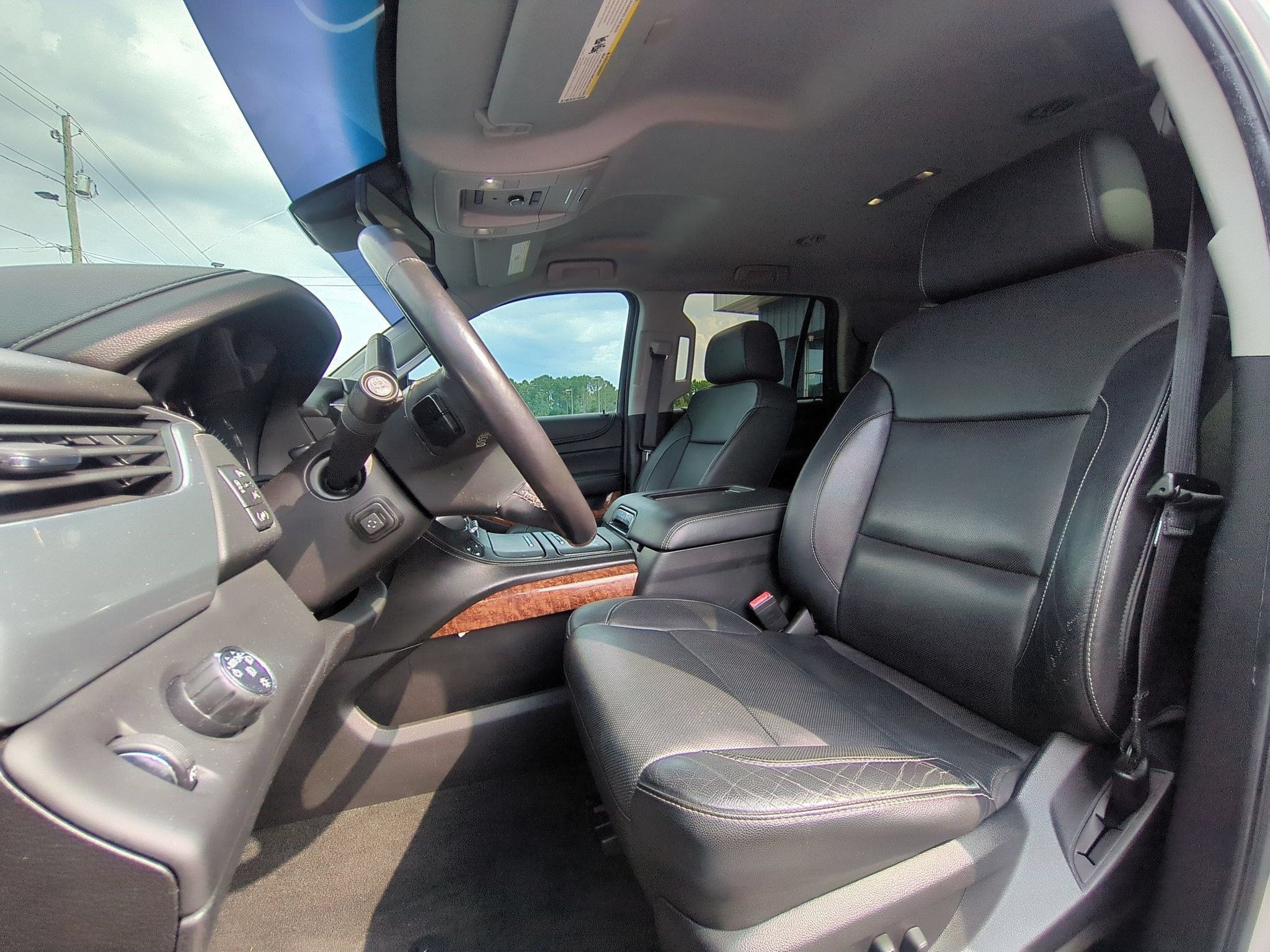 Used 2018 Chevrolet Tahoe Premier RWD image 25