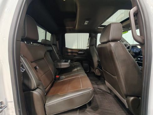 Used 2023 GMC Sierra 1500 Denali w/ Denali Reserve Package AWD/4WD image 38