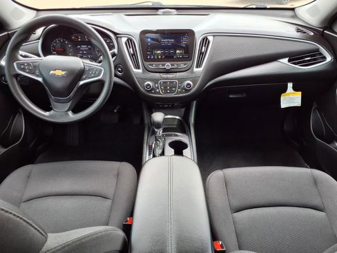 Used 2024 Chevrolet Malibu LT image 9