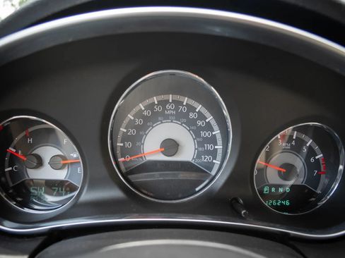 Used 2012 Chrysler 200 Limited FWD image 24