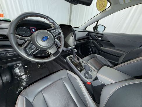 Certified 2025 Subaru Crosstrek 2.5i Limited w/ Crosstrek Mirror Package image 12