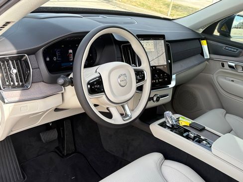 New 2026 Volvo XC90 B6 Ultra w/ Protection Package Premier image 13