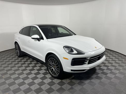Certified 2023 Porsche Cayenne Platinum Edition AWD/4WD image 9