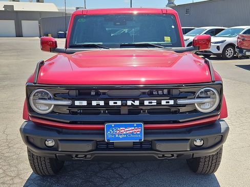 New 2026 Ford Bronco Outer Banks AWD/4WD image 3