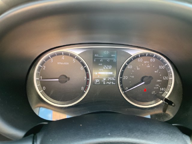 Used 2020 Nissan Kicks S FWD image 7