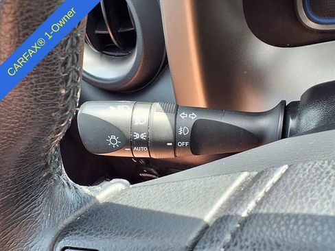 Used 2014 Toyota RAV4 Limited w/ Technology Package FWD image 23