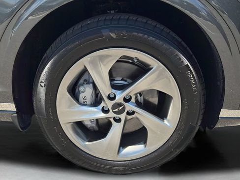 Certified 2026 Genesis GV70 2.5T AWD/4WD image 22
