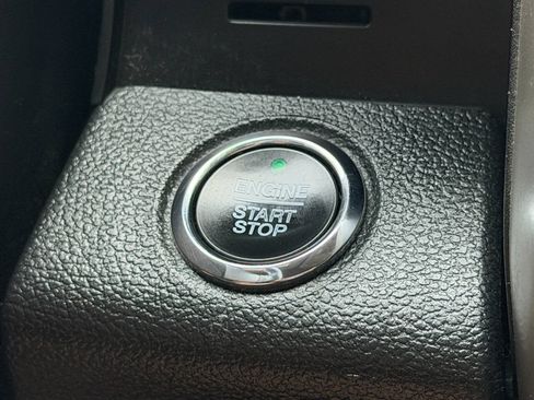 Used 2019 Ford F150 Lariat w/ Equipment Group 502A Luxury AWD/4WD image 48