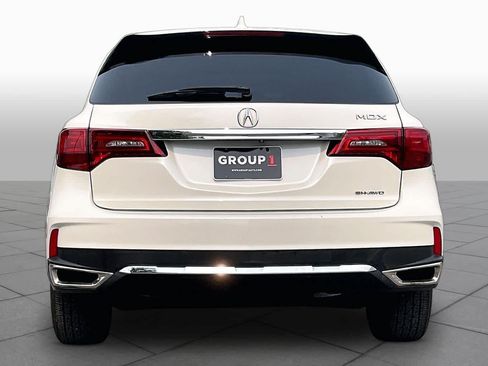 Used 2018 Acura MDX SH-AWD image 4