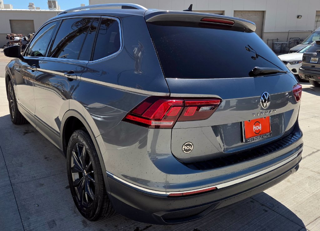 Used 2024 Volkswagen Tiguan SE FWD image 7