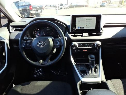 Used 2024 Toyota RAV4 XLE image 19