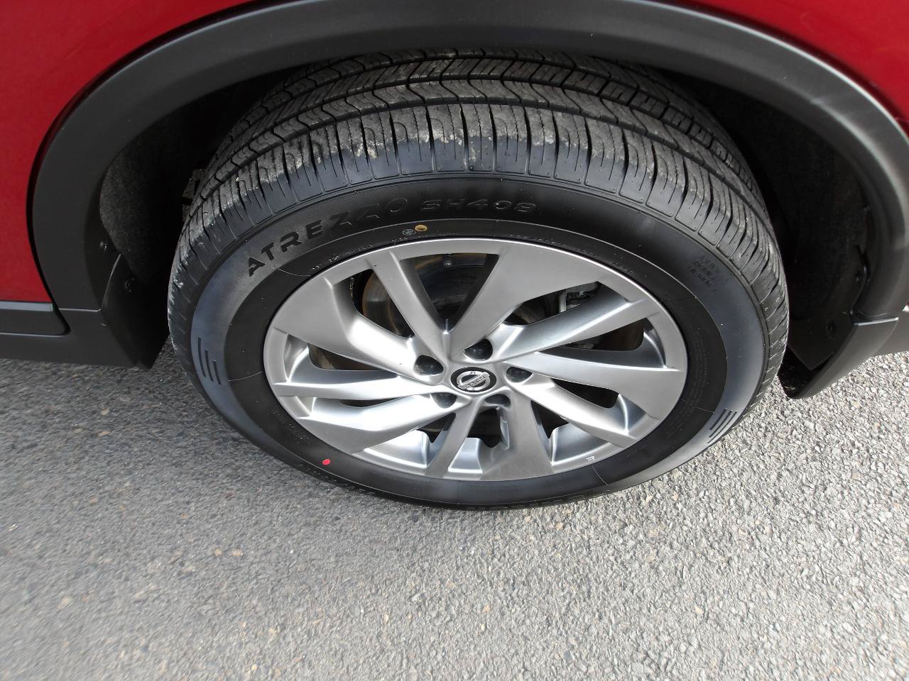 Used 2015 Nissan Rogue SL AWD/4WD image 25