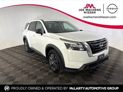 Certified 2025 Nissan Pathfinder S