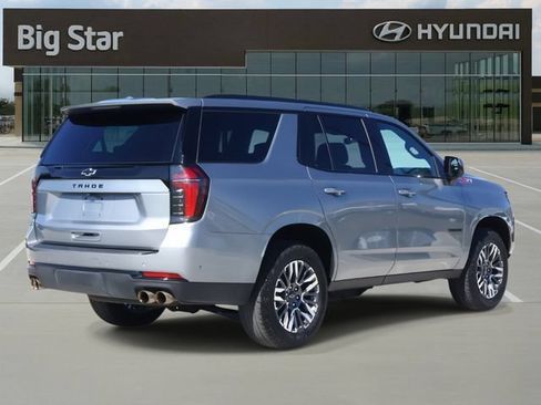Used 2025 Chevrolet Tahoe Z71 AWD/4WD image 4