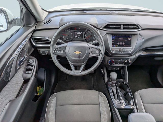 Used 2023 Chevrolet TrailBlazer LT FWD image 15