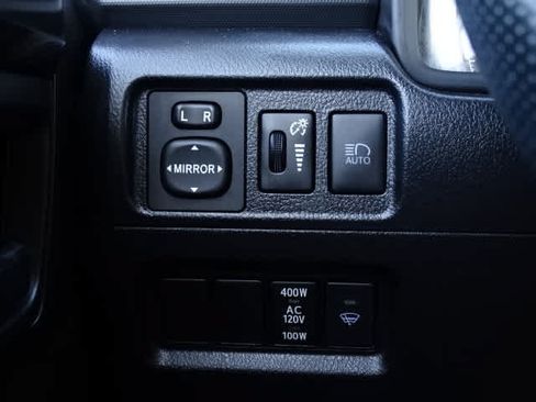 Certified 2024 Toyota 4Runner TRD Off-Road Premium w/ Moonroof Package AWD/4WD image 40