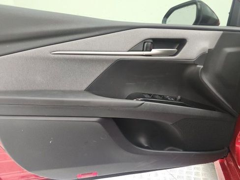 Used 2025 Toyota Camry LE image 11