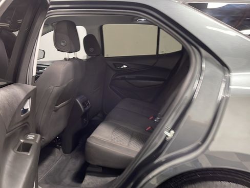 Used 2020 Chevrolet Equinox LT FWD image 14