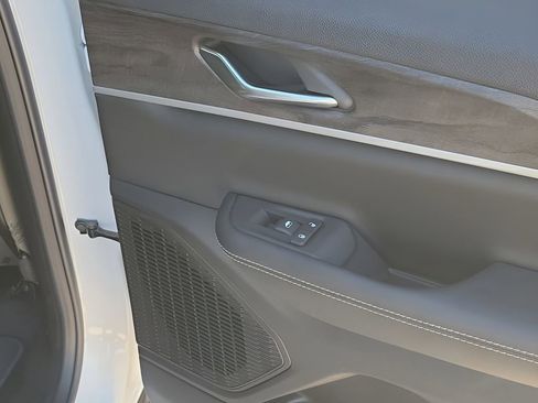 New 2026 Jeep Grand Cherokee Altitude image 48