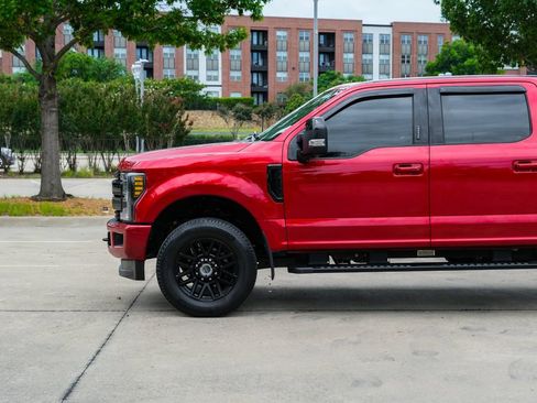 Used 2019 Ford F250 Lariat w/ Lariat Ultimate Package AWD/4WD image 11