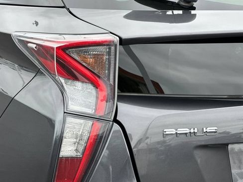 Used 2016 Toyota Prius Two FWD image 30