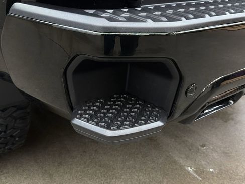 Used 2025 GMC Sierra 1500 Denali Ultimate image 15