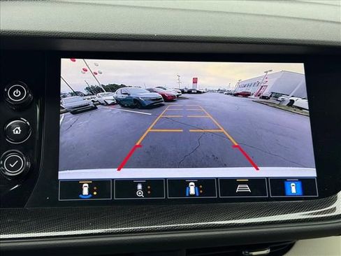 Used 2021 Buick Envision Essence w/ Technology Package I image 25