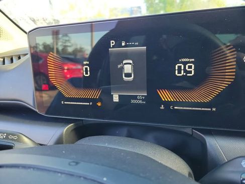 Used 2025 Kia K4 LXS image 18