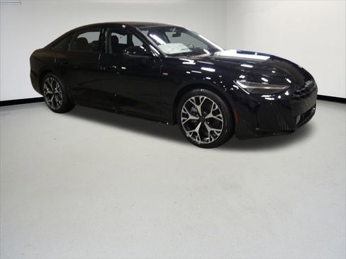 New 2026 Audi A6 Premium Plus image 7