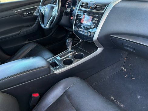 Used 2013 Nissan Altima 2.5 SL FWD image 14