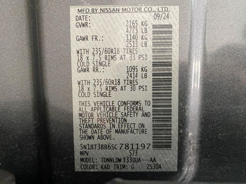Certified 2025 Nissan Rogue SV AWD/4WD image 32