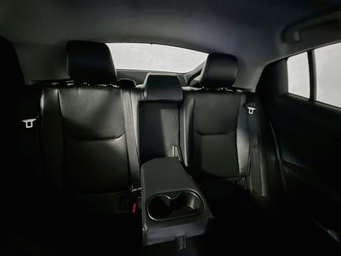 Used 2026 Toyota Prius FWD image 32