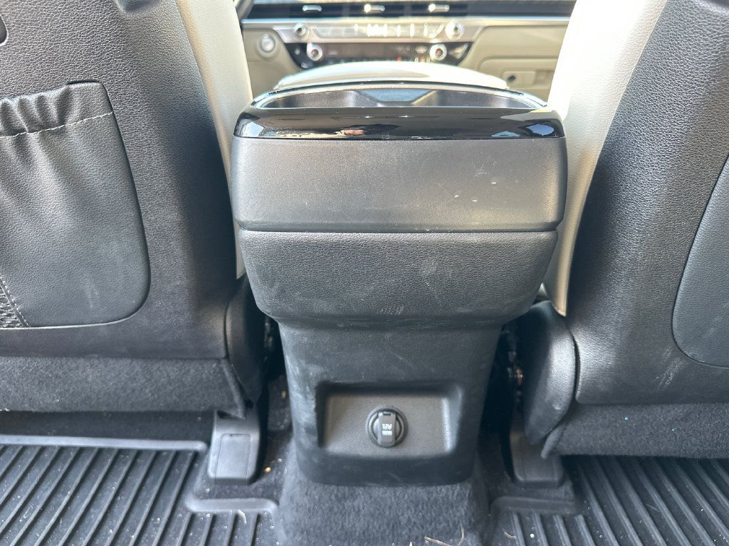 Certified 2025 Kia Telluride EX w/ EX Captain's Chair Package AWD/4WD image 24