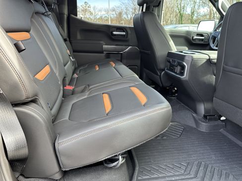 Used 2020 GMC Sierra 1500 AT4 w/ AT4 Premium Package image 17