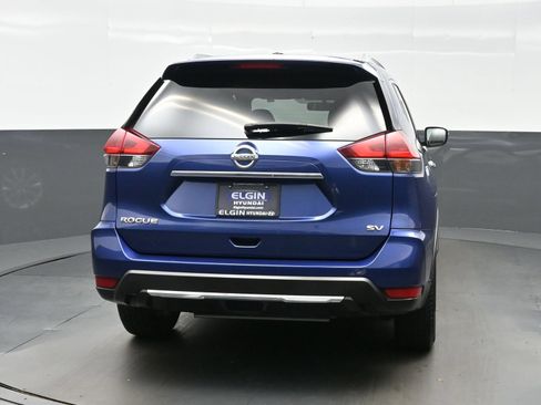 Used 2018 Nissan Rogue SV FWD image 5