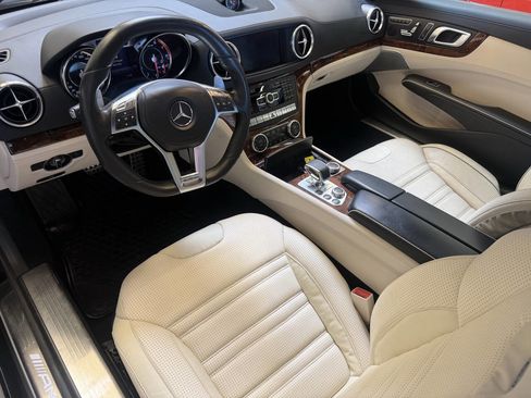 Used 2015 Mercedes-Benz SL 63 AMG image 15