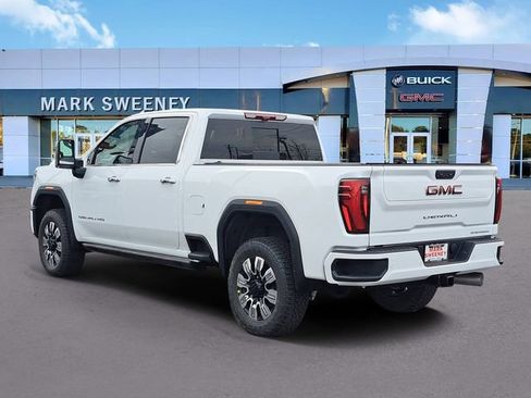 New 2026 GMC Sierra 2500 Denali w/ Denali Reserve Package image 30