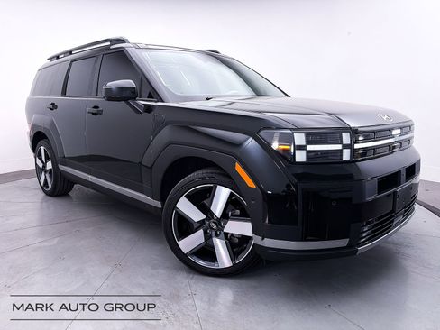 Used 2024 Hyundai Santa Fe Limited FWD image 1