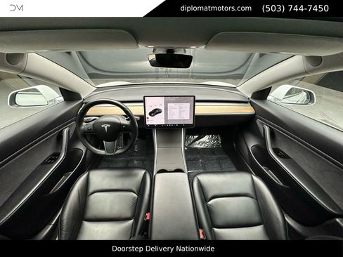 Used 2019 Tesla Model 3 Long Range image 33