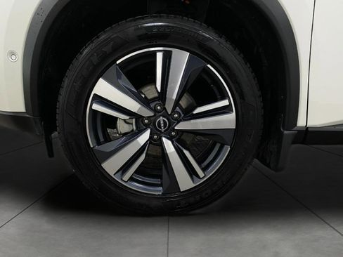 Used 2023 Nissan Rogue Platinum w/ Platinum Premium Package image 12