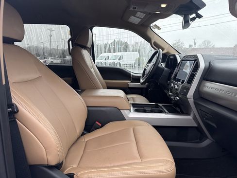 Used 2022 Ford F250 Lariat w/ Lariat Ultimate Package image 30